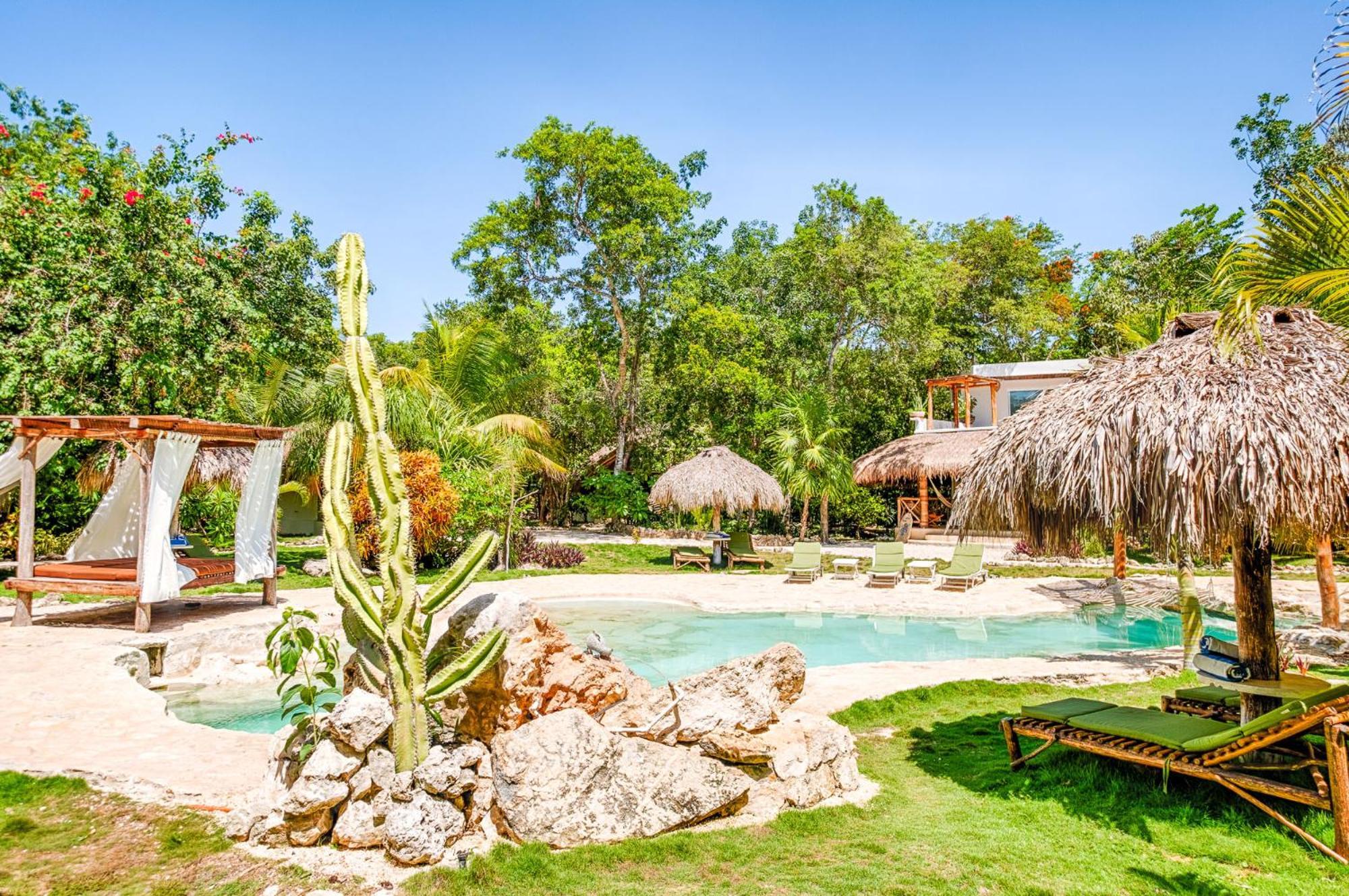 Villa Morena Boutique Hotel Ecoliving アクマル エクステリア 写真