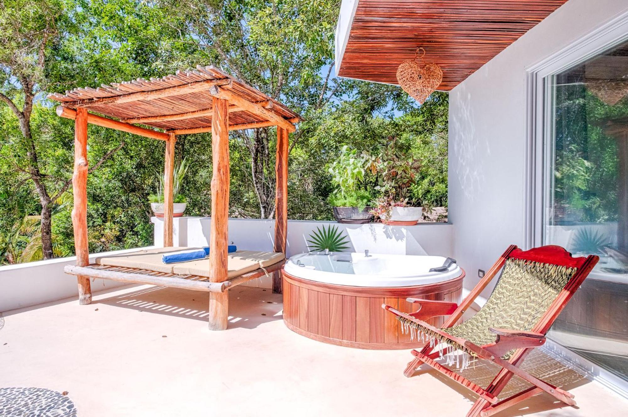 Villa Morena Boutique Hotel Ecoliving アクマル エクステリア 写真