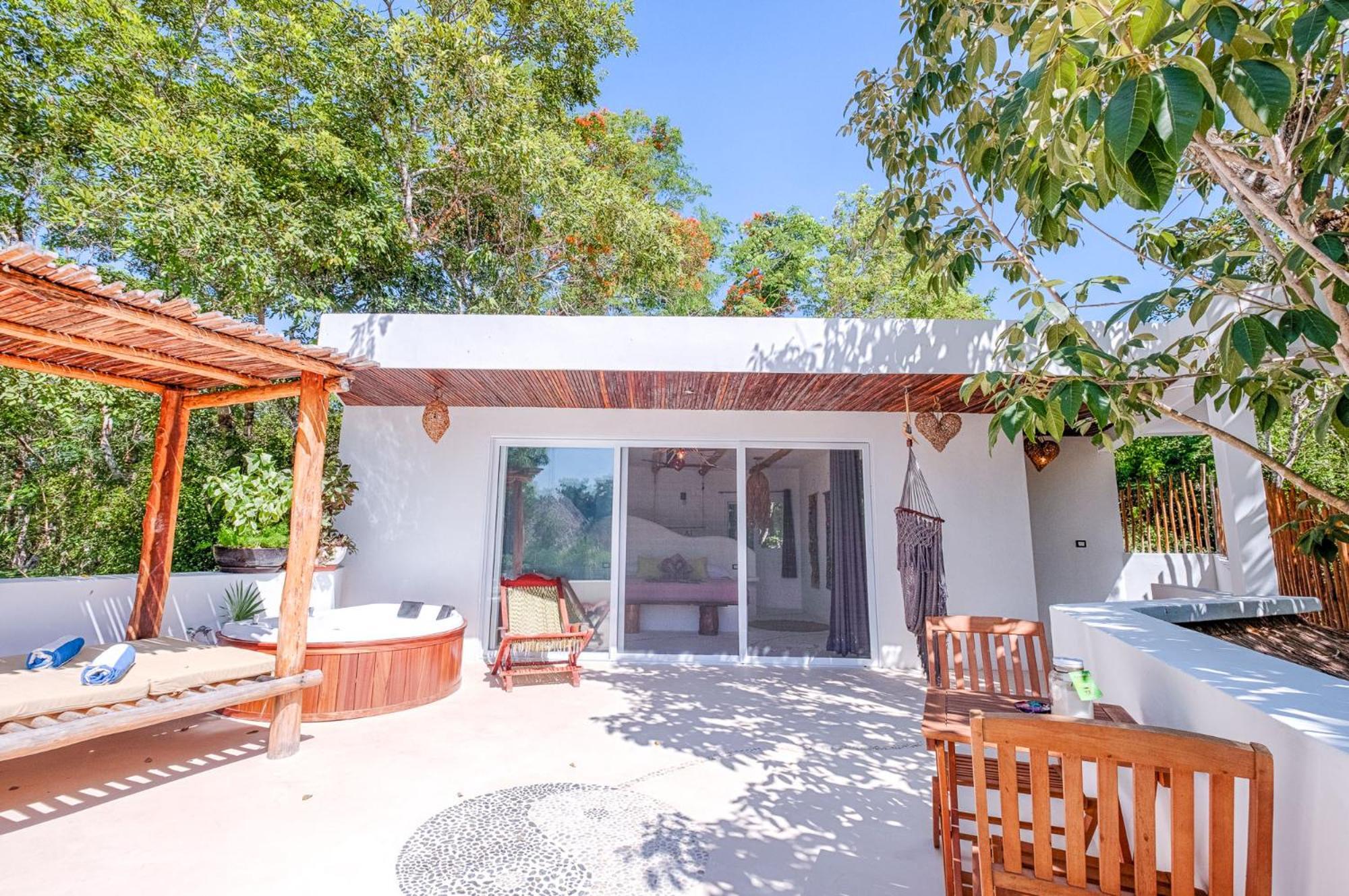 Villa Morena Boutique Hotel Ecoliving アクマル エクステリア 写真