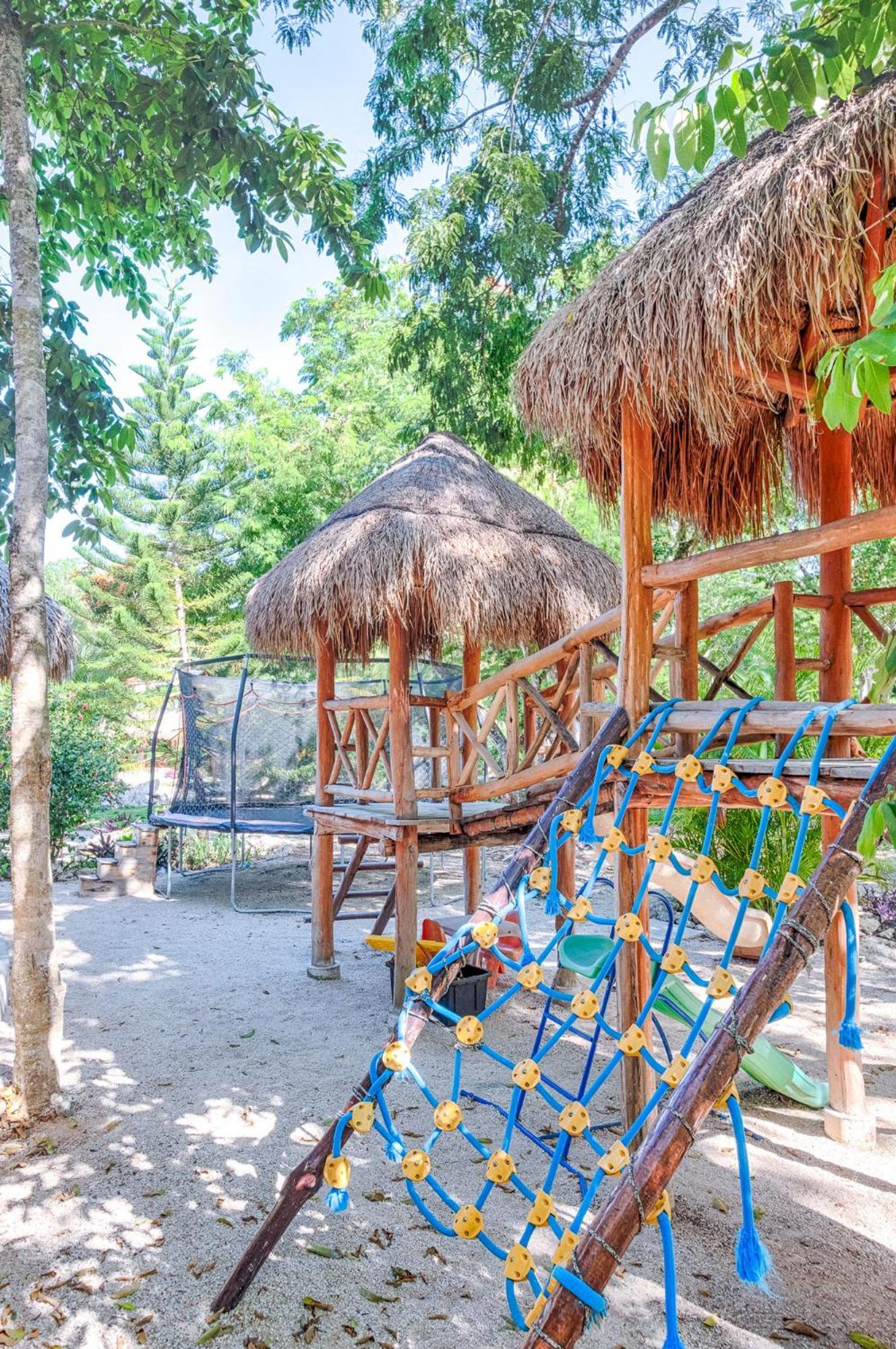 Villa Morena Boutique Hotel Ecoliving アクマル エクステリア 写真