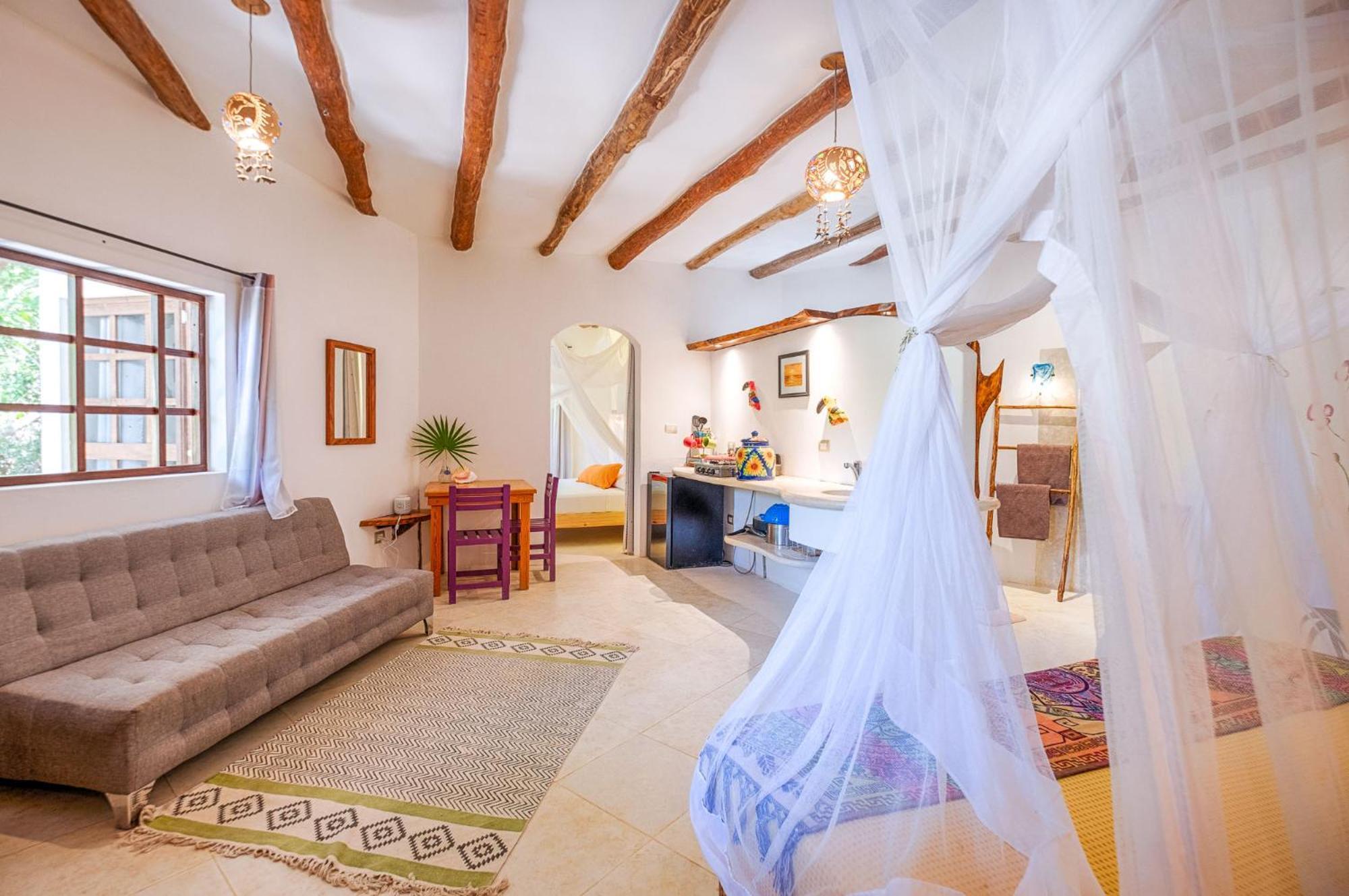Villa Morena Boutique Hotel Ecoliving アクマル エクステリア 写真